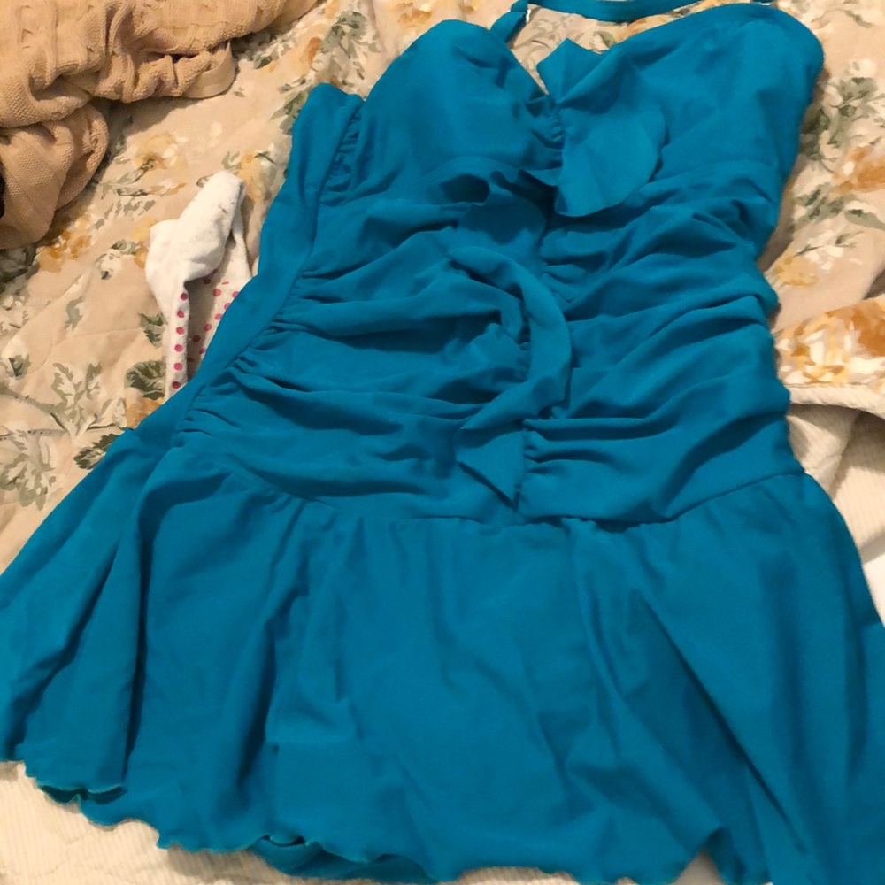 Vibrant aqua halter style swimsuit tummy control cute skirt scrunch bodice 18W
